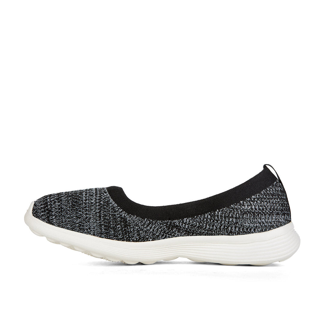 110961-01-ultrafitlux-02-Ultrafit Lux-Women's Athletic Shoes-System-Yellow Shoes