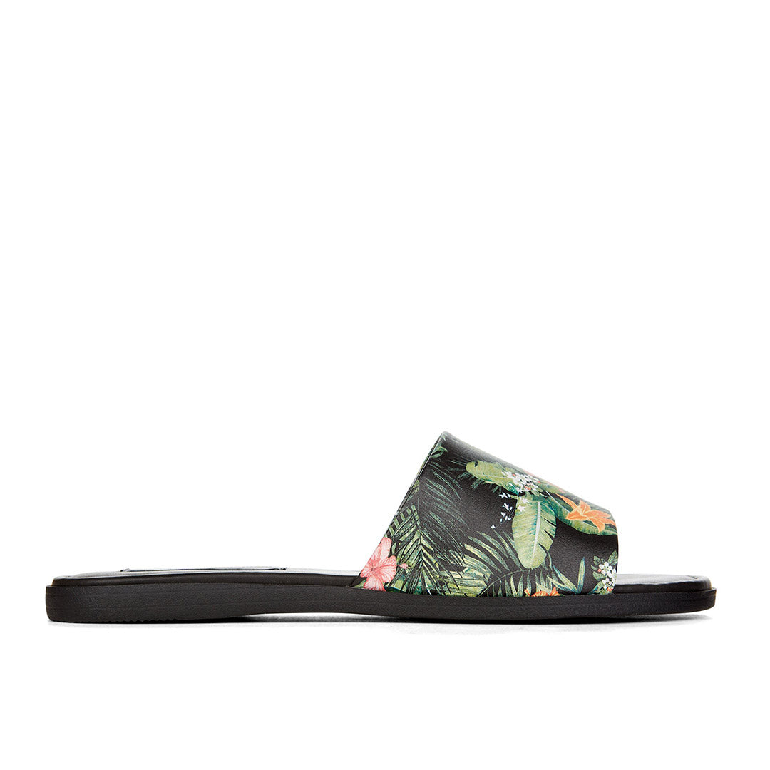 111311-04-magda-01-2048700074-Magda-Women's Sandals-Chelsee Girl-Yellow Shoes