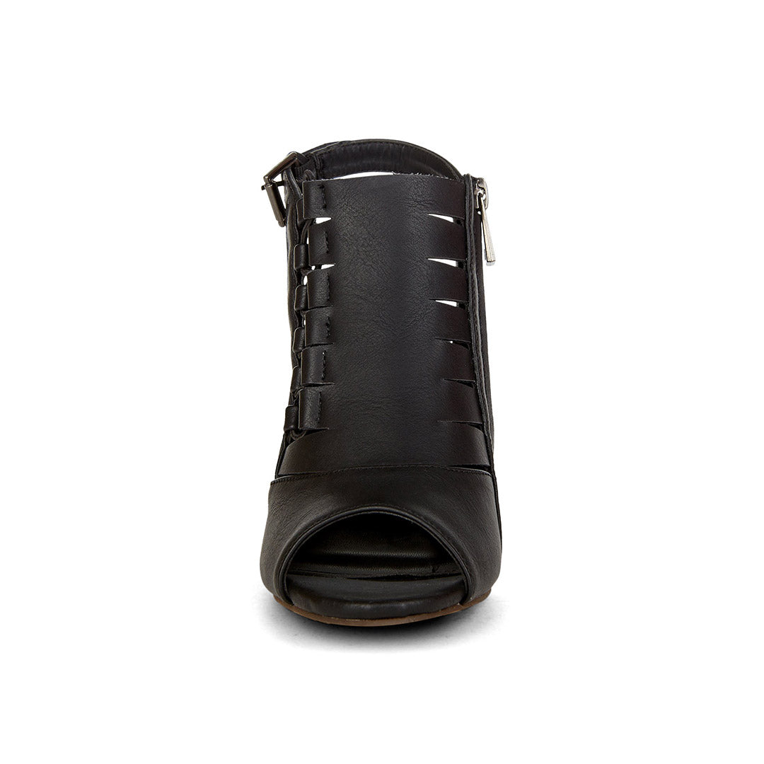 111326-01-soulmate-04-Soulmate-Women's Sandals-Chelsee Girl-Yellow Shoes