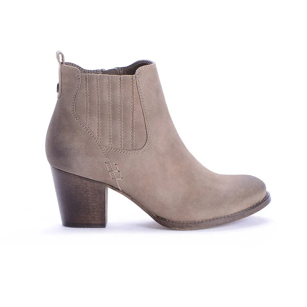 SALVATION-25-1_976f55f6-dab4-4fec-aa58-afd6b674d988-1445700070-Salvation-Women's Fashion Light Boots-CHELSEE GIRL-Yellow Shoes